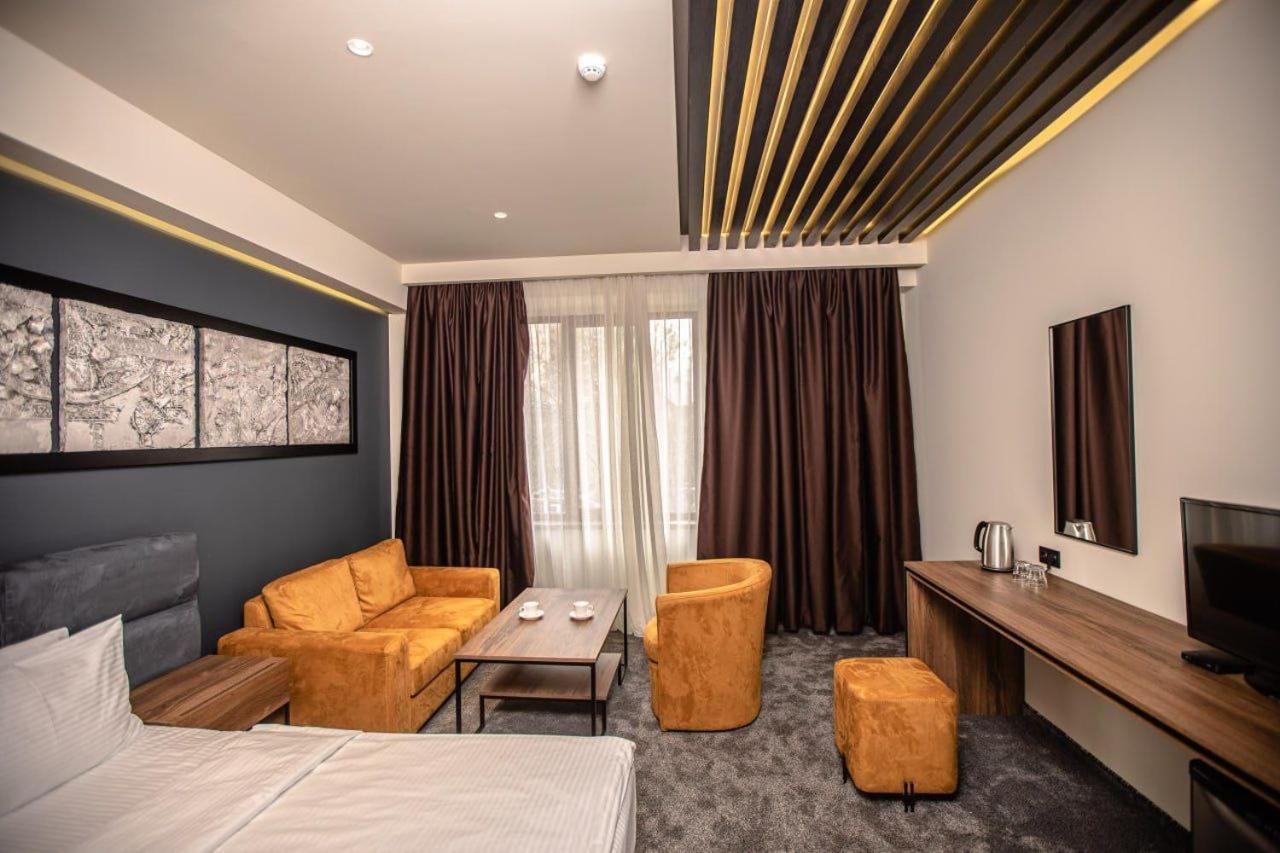 Nor Ekats Aparthotel Yerevan Ngoại thất bức ảnh