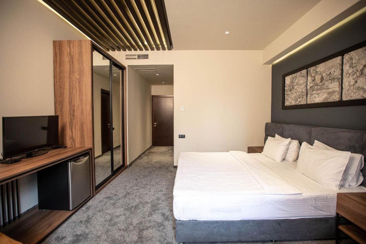 Nor Ekats Aparthotel Yerevan Ngoại thất bức ảnh
