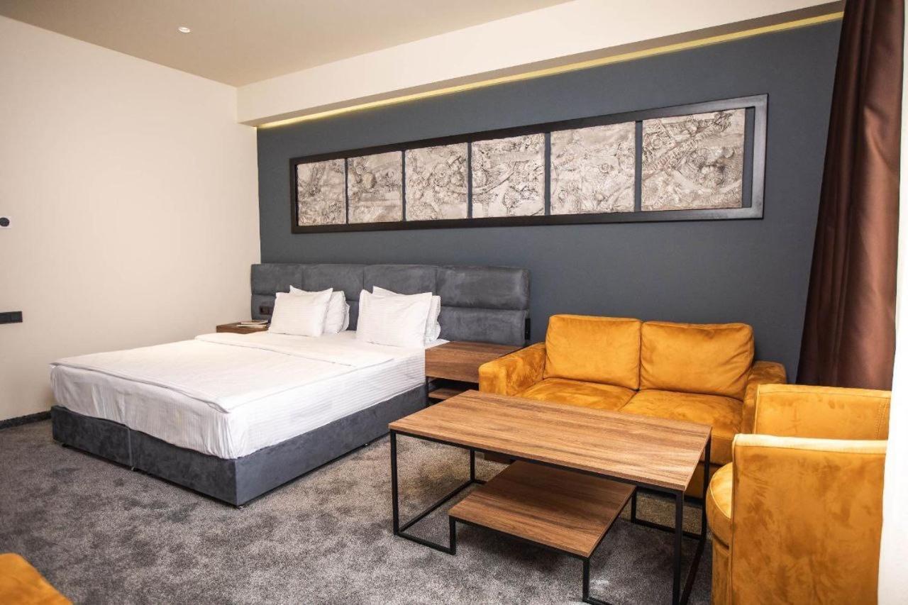 Nor Ekats Aparthotel Yerevan Ngoại thất bức ảnh