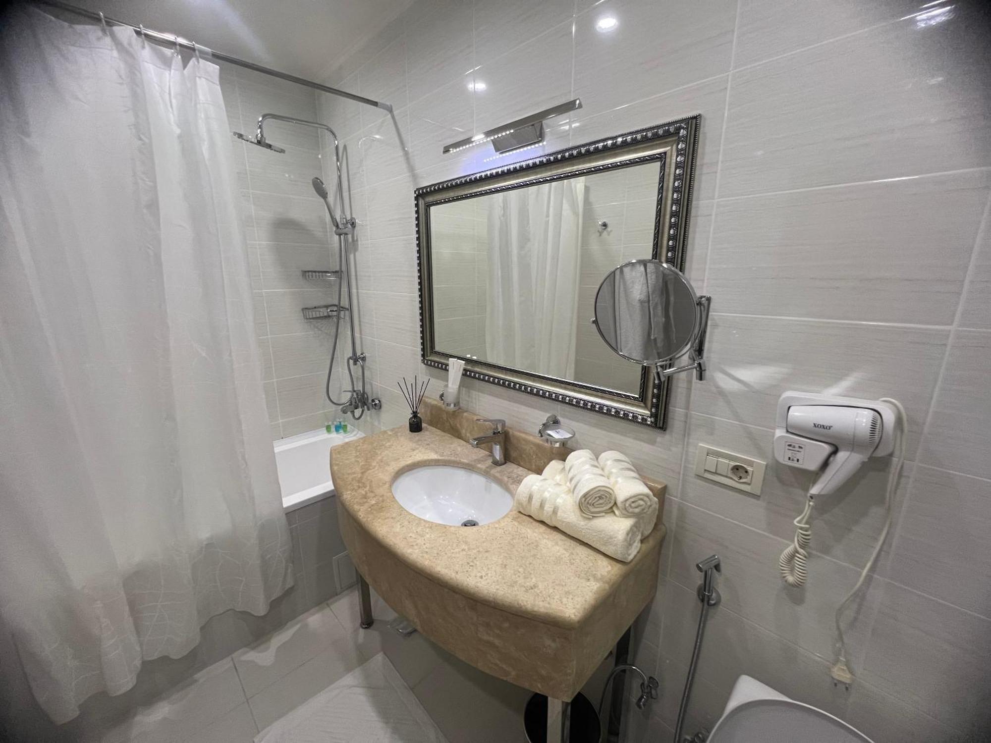 Nor Ekats Aparthotel Yerevan Ngoại thất bức ảnh